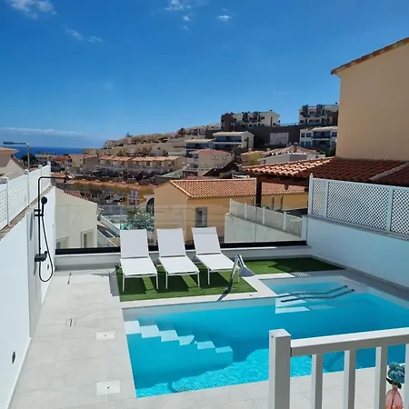 Exclusive With Heated Saltwater Pool, Roof Terrace With Beautiful Views In Mogan Villa